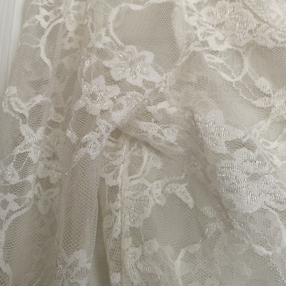 Bozzolo white lace long sleeve blouse with silver details Sz medium - Picture 4 of 5